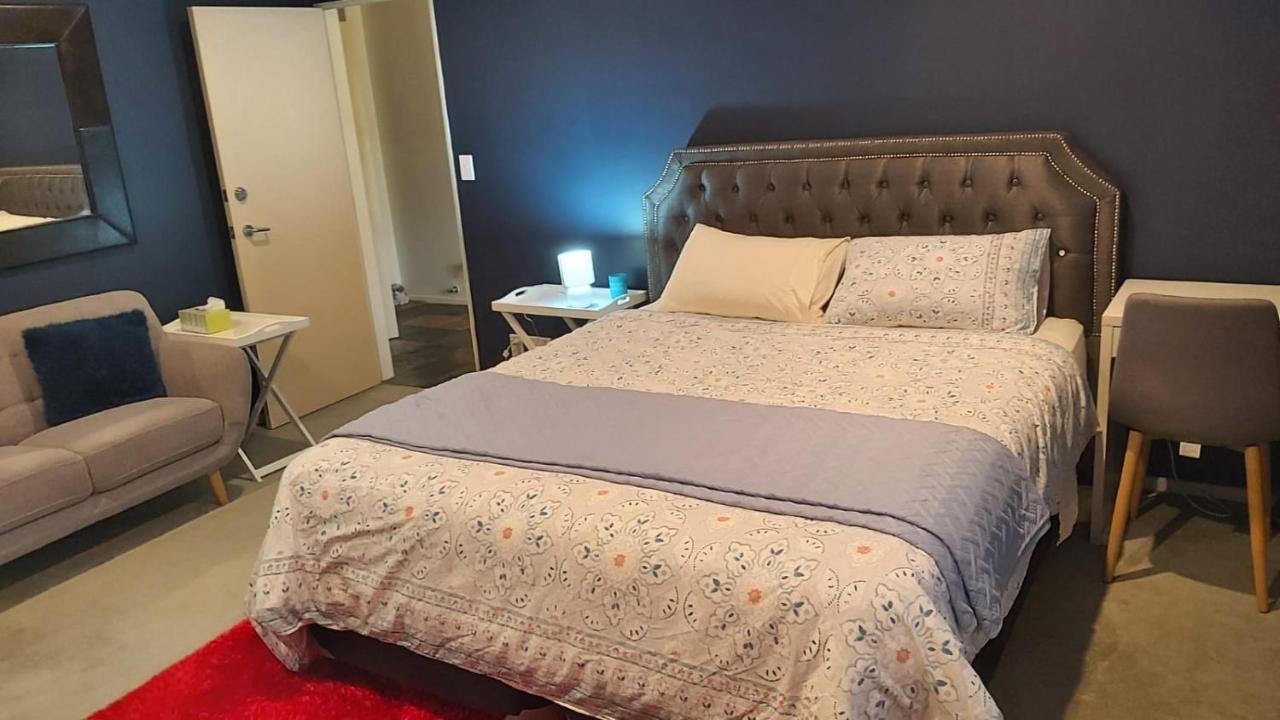 Lux. Room With Ensuite Wellington Exterior photo